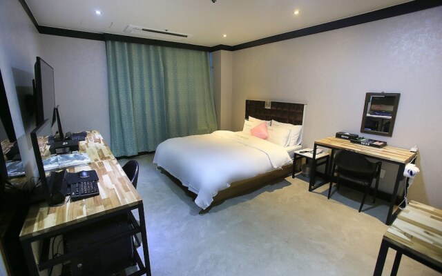 Suwon Yeongtong SG Hotel