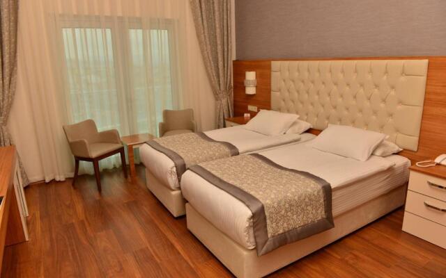 Parion Hotel