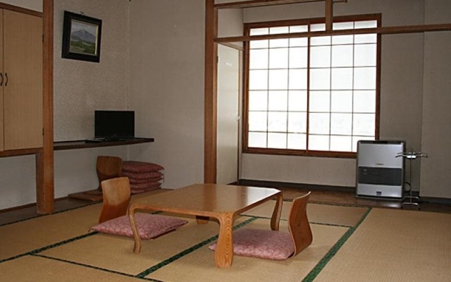 Ryokan Kitamura-Sanso – Guest Rooms – Myoko