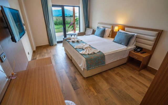 Dalyan Live Spa Resort Hotel