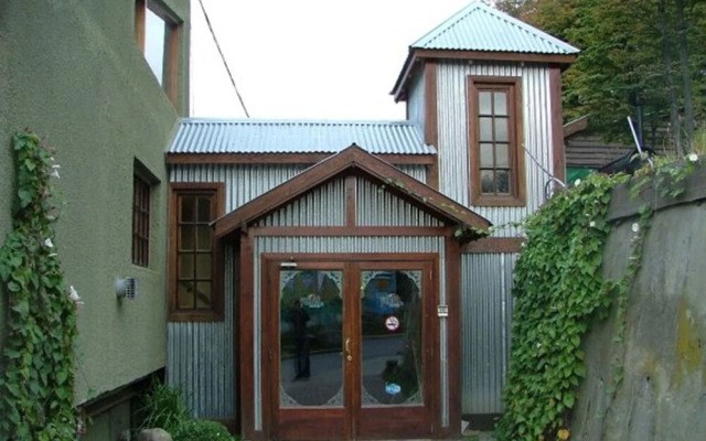 Hostel Yakush