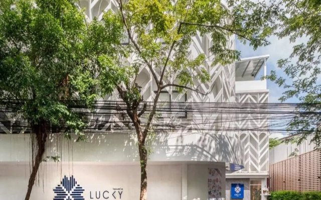 Lucky Hotel Bangkok