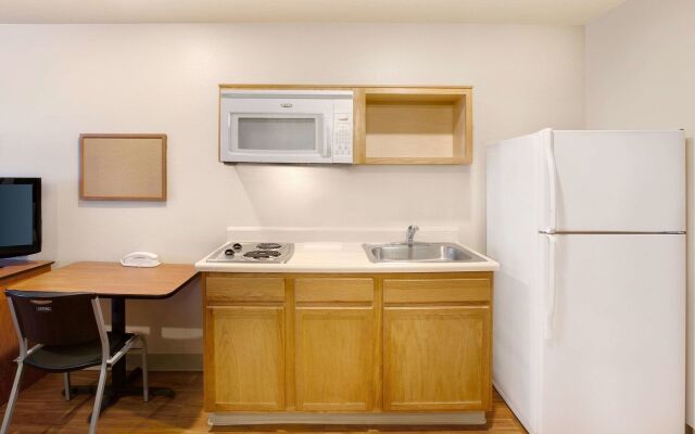 WoodSpring Suites Lake Charles