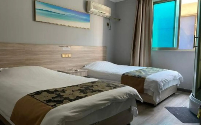 Huguang Hostel