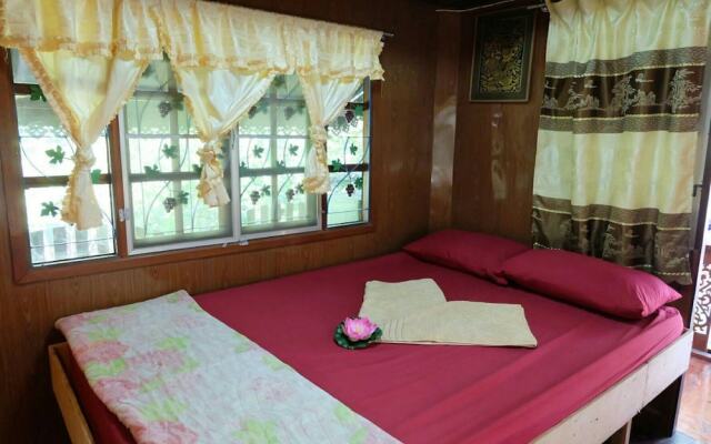 Ruenpinwilai Resort