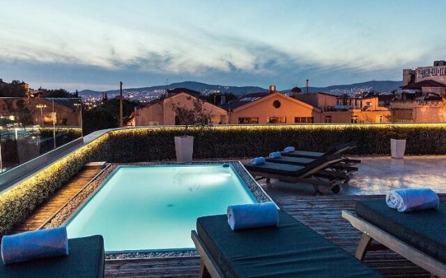 Andromeda Downtown Suites