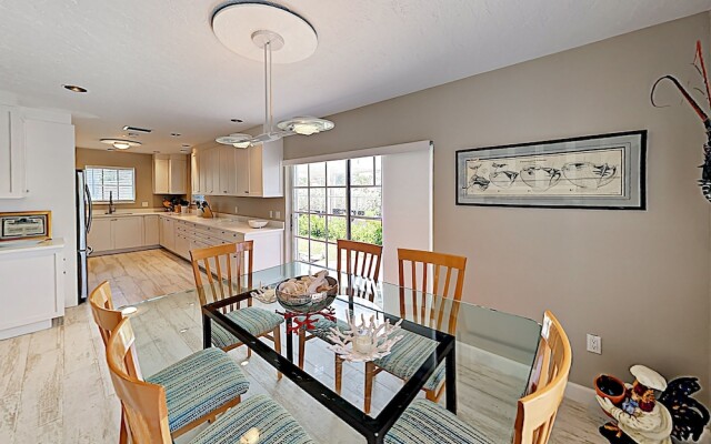 584 Marathon - 3 Br Home