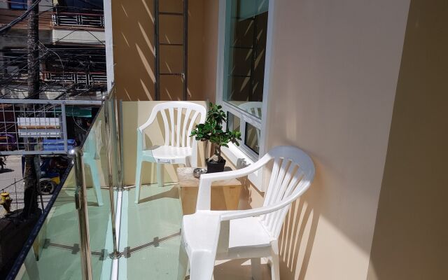 BLUE OCEAN BOUTIQUE HOTEL (Boracay Island, Philippines)