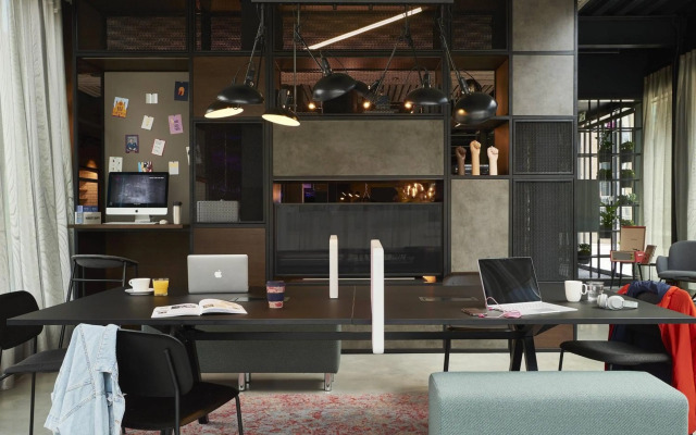 Moxy York