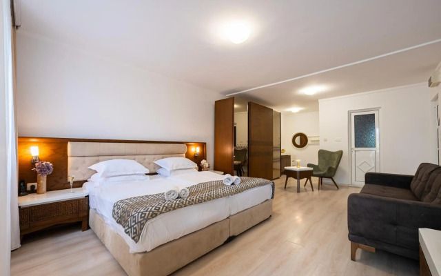 Hotel Adrovic Sveti Stefan