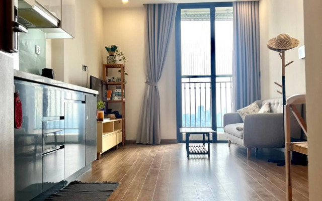 2 Bedrooms in luxury @Vinhomes Green Bay Ha Noi.