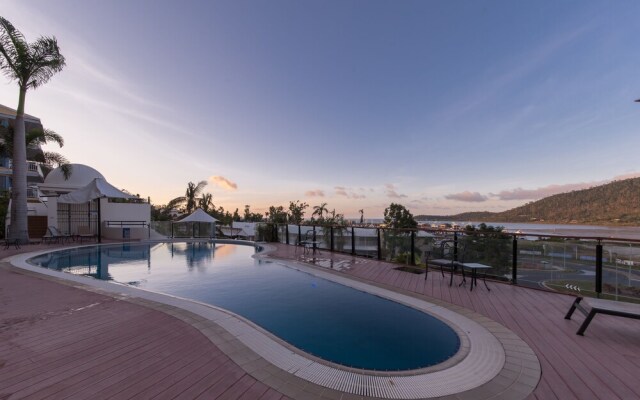 2522 Blue Horizon - Airlie Beach