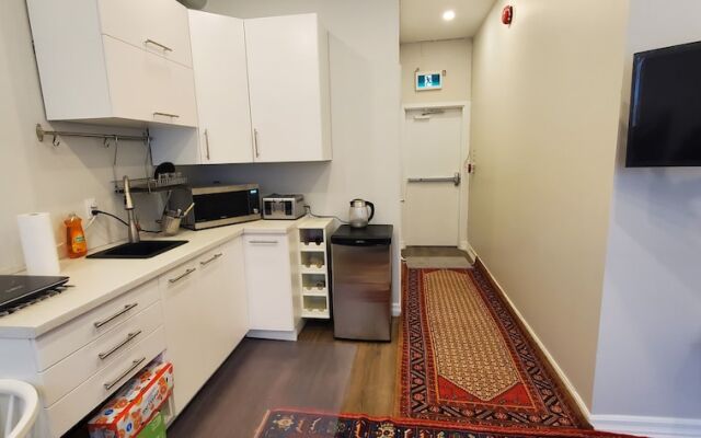 Downtown Easy Stay