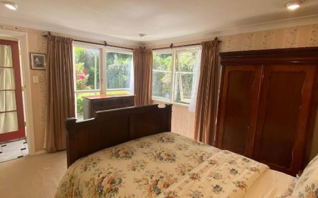 Twin Totara Cottage – Guest Rooms – Upper Hutt