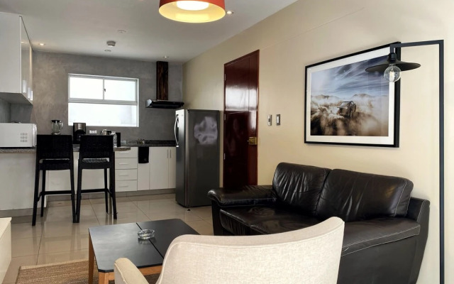 Ayacucho apartments near Huaca Pucllana by Wynwood-House