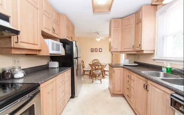 Home in Trendy & Vibrant Westboro