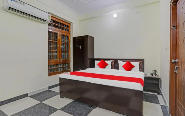 OYO Flagship 80680 Hotel Harsh Inn