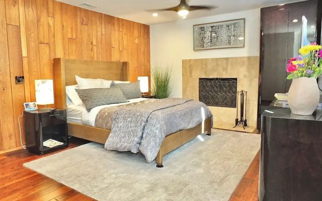 Beachside Sanctuary Lovely 3 BDR Steps to Ocean!