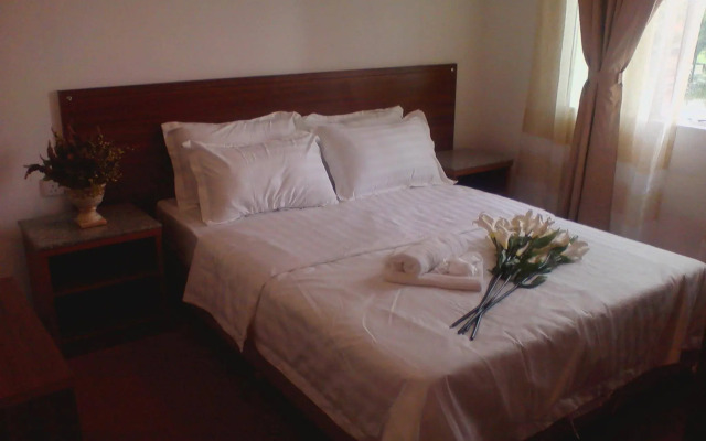 Simfoni Resort