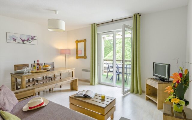 Nice Apartment With a Dishwasher Near a Recreational Lake