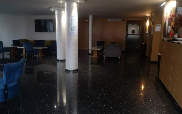 Hotel Annakhil