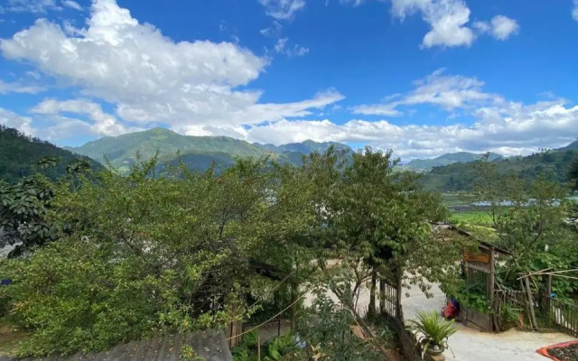Ta Phin Homestay