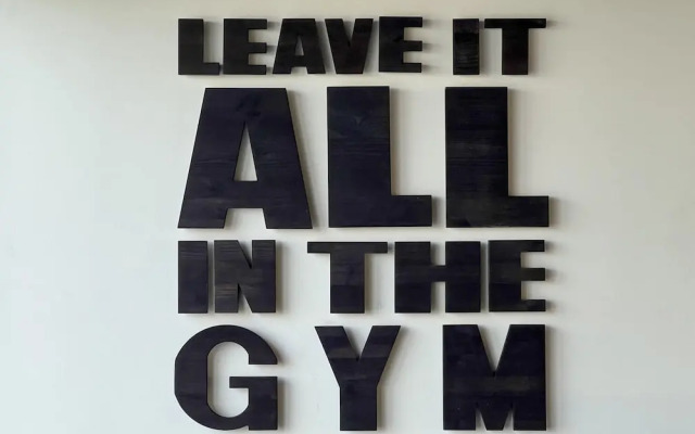 Contemporary 1BR Sleeps4 Balcony Pool Gym Dxbhills
