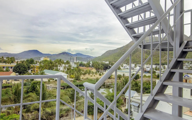 Thien Long Apartment