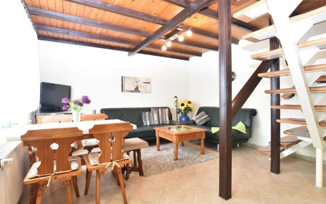 Comfortable Apartment in Steffenshagen with Garden