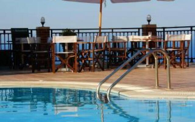 Aparthotel 3 Stars Piskopiano