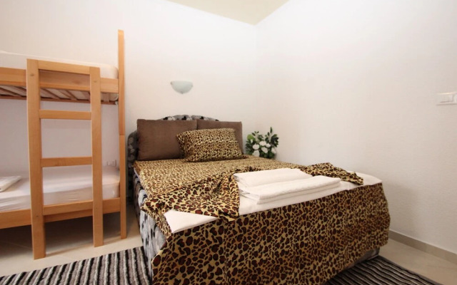 Guesthouse Emina