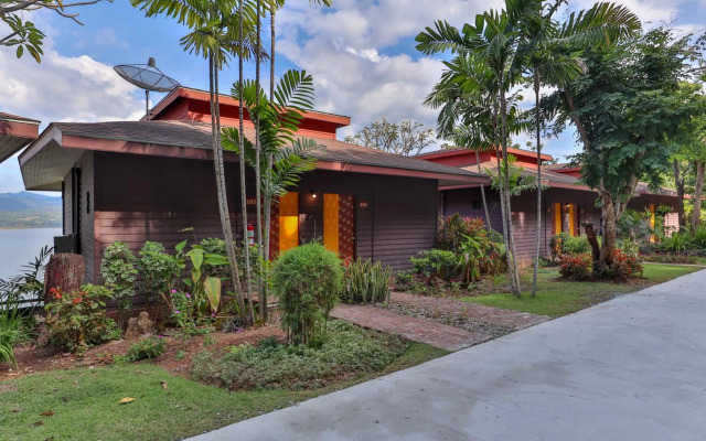 Raya Buri Resort