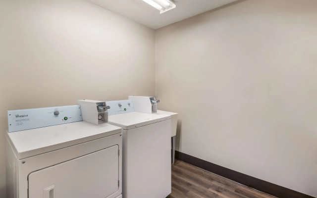 Surestay Plus Hotel By Best Western Seatac Airport