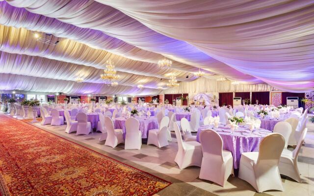 Ramada Plaza by Wyndham Karachi Airport Hotel