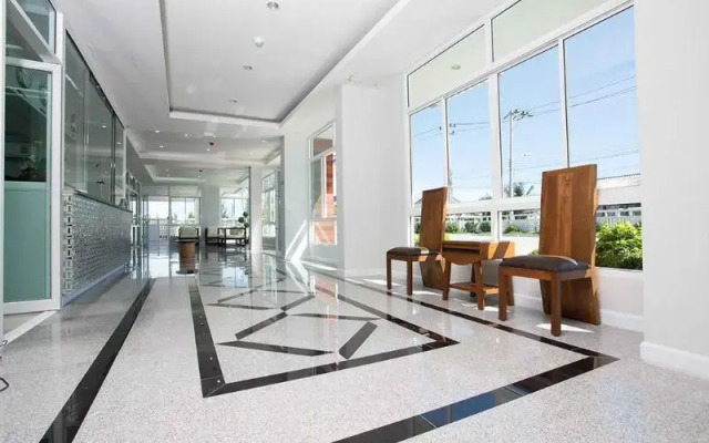 BBG Seaside Luxurious Service Apartment