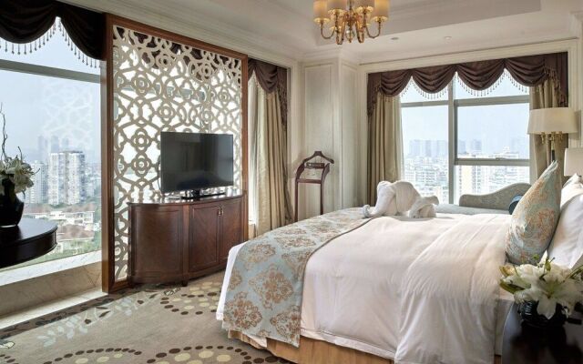Yinxin Century Hotel