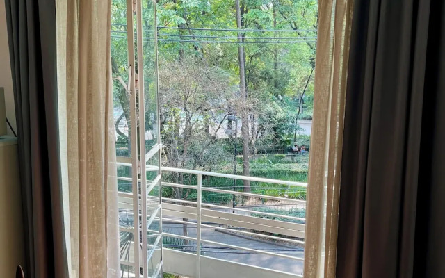 Deco Housing Luxury Rentals in Roma Norte