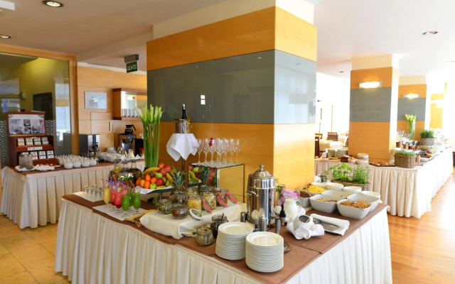 Premier Hotel Lovec