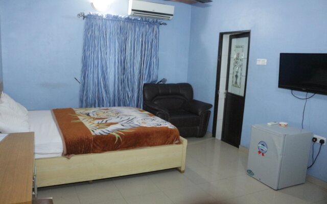 Chisam Suites Annex