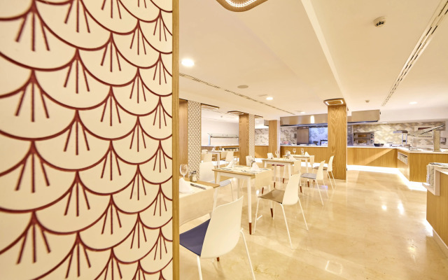 MLL Mediterranean Bay Hotel - Adults Only