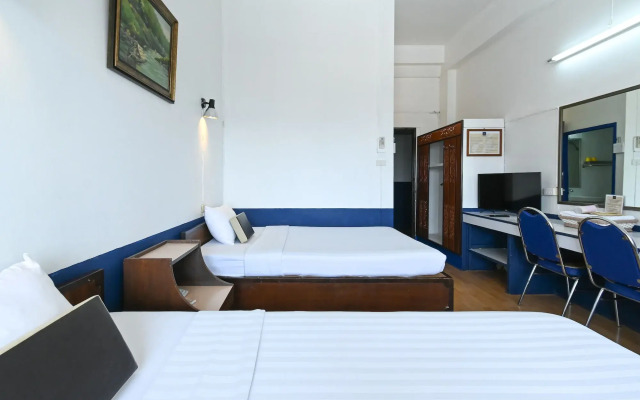 The Krungkasem Srikrung Hotel