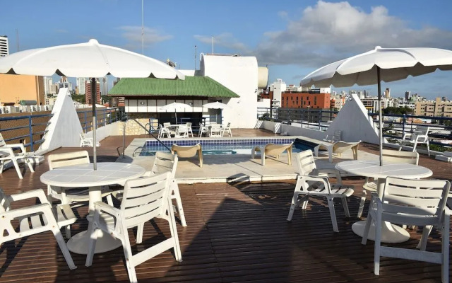 Manos Royal Hotel