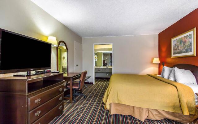 Motel 6 Opelika, AL