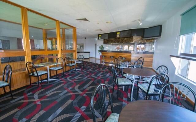 Elkira Court Motel