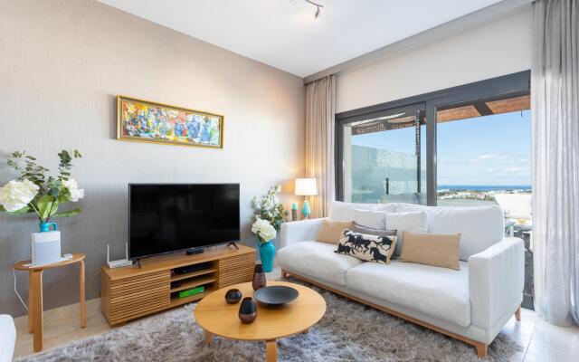 Hoyo 19 Luxury Apartment
