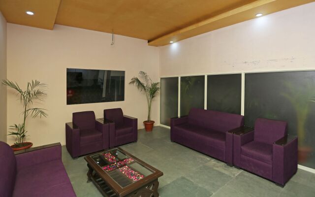 OYO 8404 Hotel Aerofly