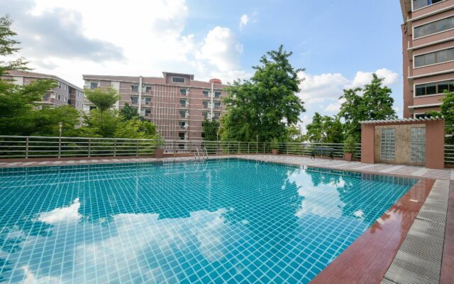 The Route Sriracha Hotel And Residence