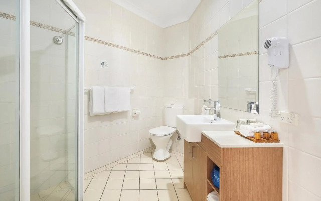 Terrigal Sails Serviced Apartments