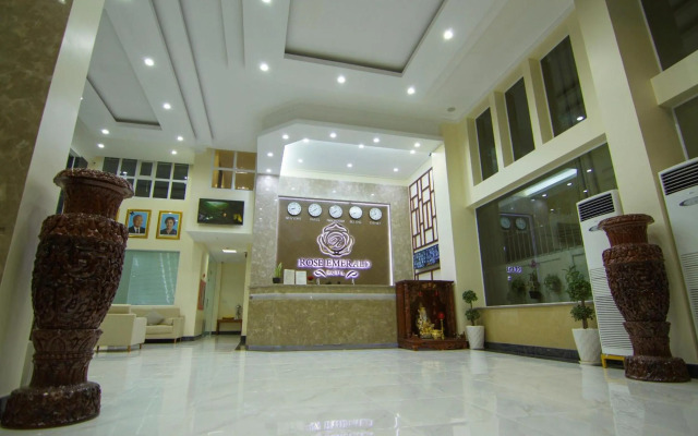 Rose Emerald Hotel