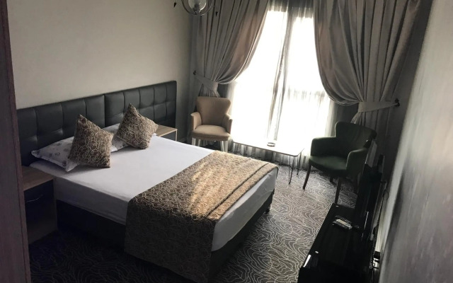 Arikan Suites